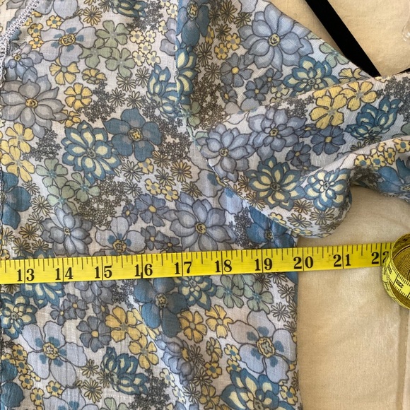 Floral Button-Down Blouse - Blue and Yellow - Picture 8 of 10